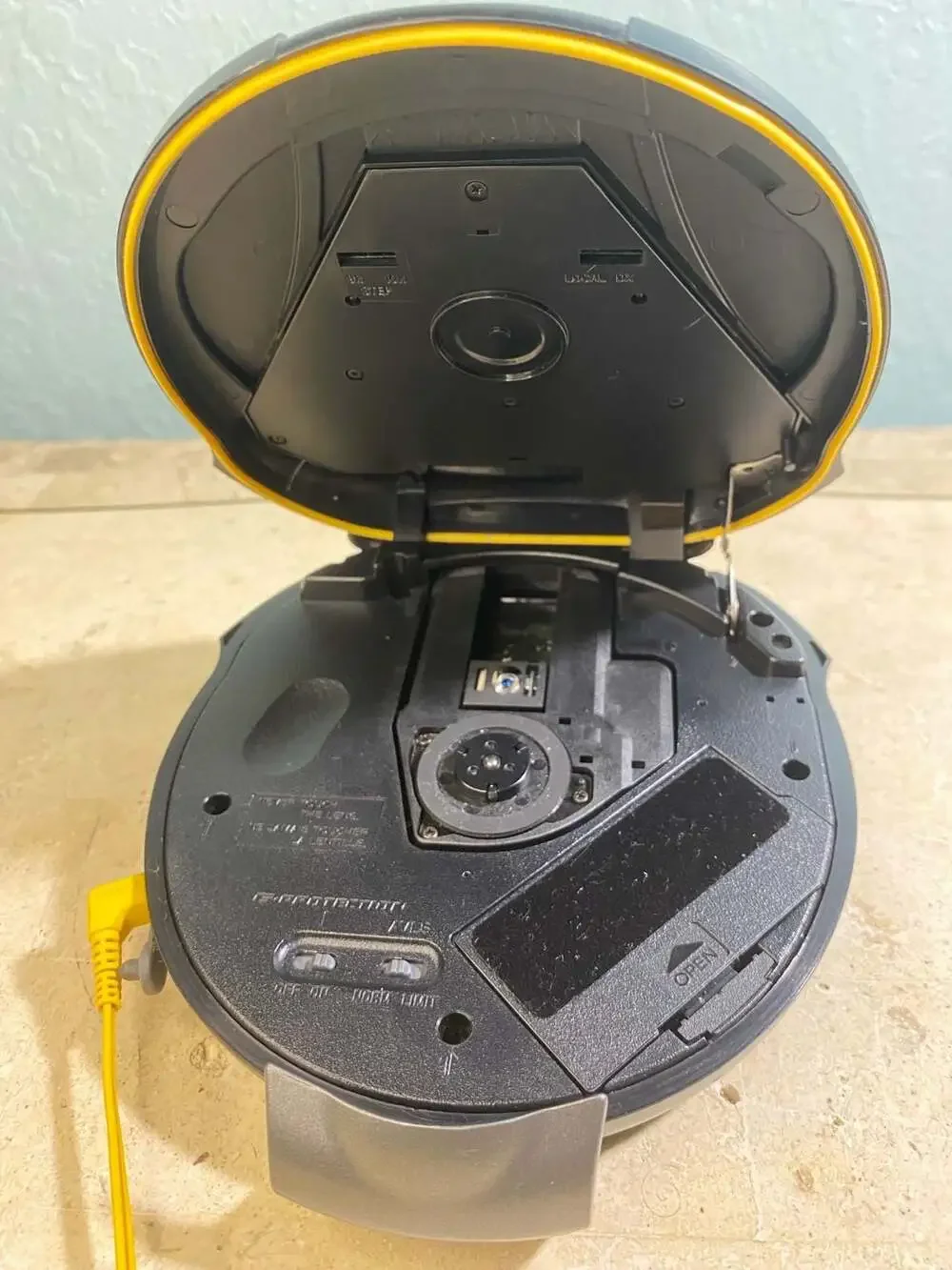 Sony sports walkman